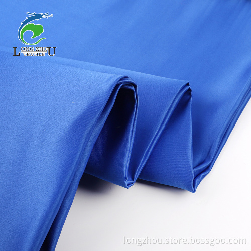 Satin Kusam dengan Kain Twist